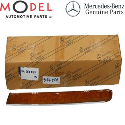 Mercedes-Benz Genuine Garnish Moulding Right 1646800471