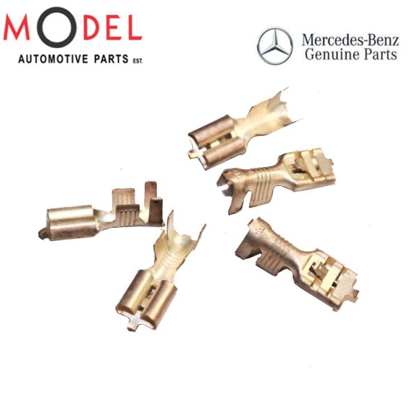 Mercedes-Benz Genuine RECEPTACLE / 0005454026