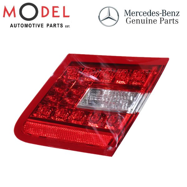 MERCEDES BENZ GENUINE REAR RIGHT INNER TAIL LIGHT 2078200464