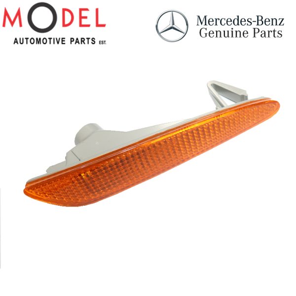 MERCEDES BENZ GENUINE FRONT RIGHT SIDE MARKER LIGHT 2118200221